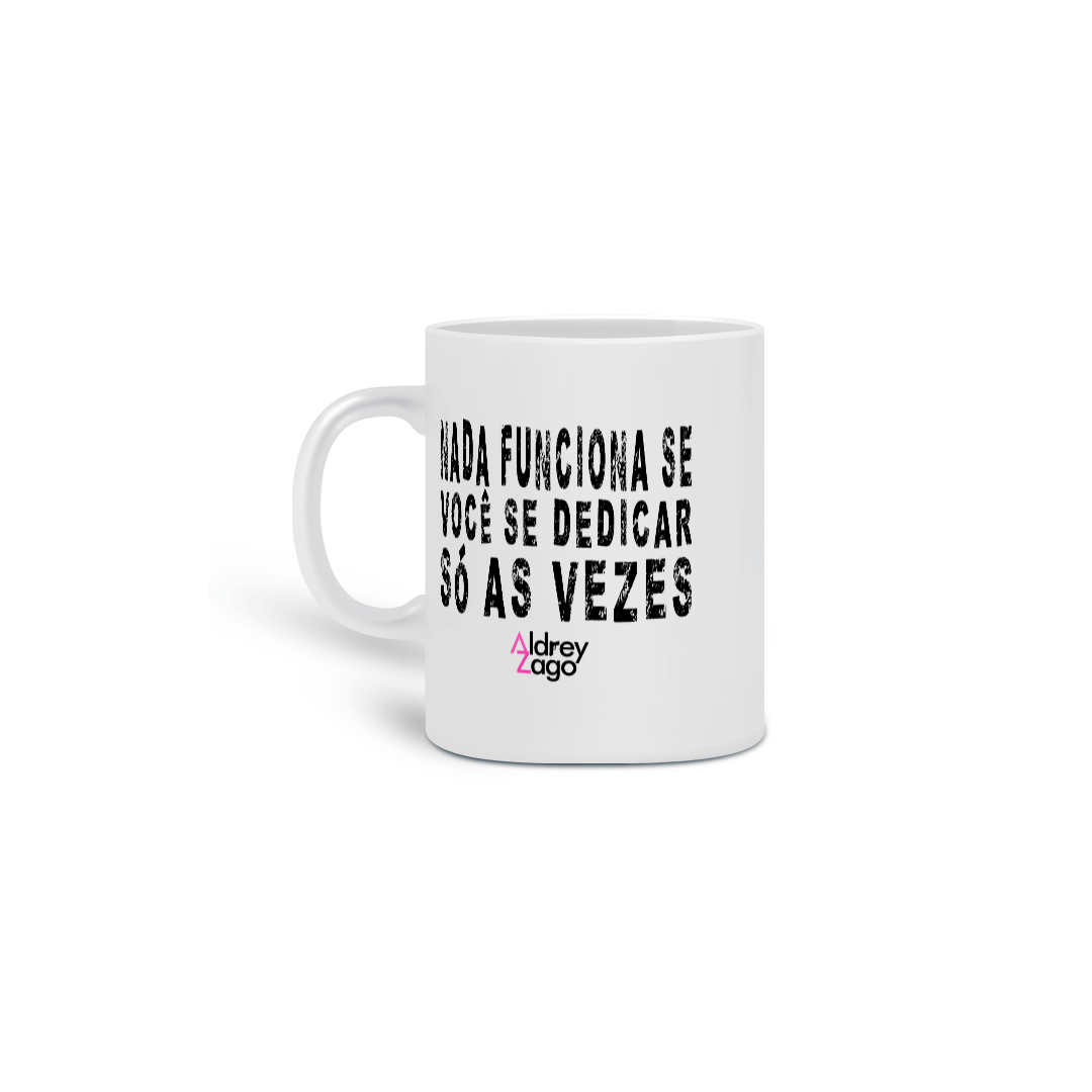 Caneca Constância Aldrey Zago Dry Fit
