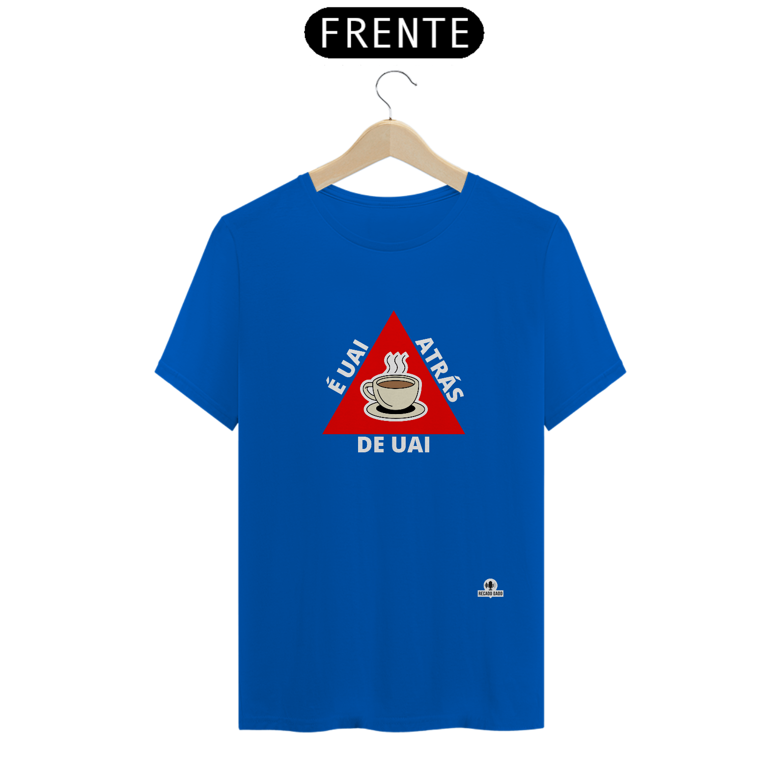 Camiseta com estampa da bandeira de Minas Gerais e frase 