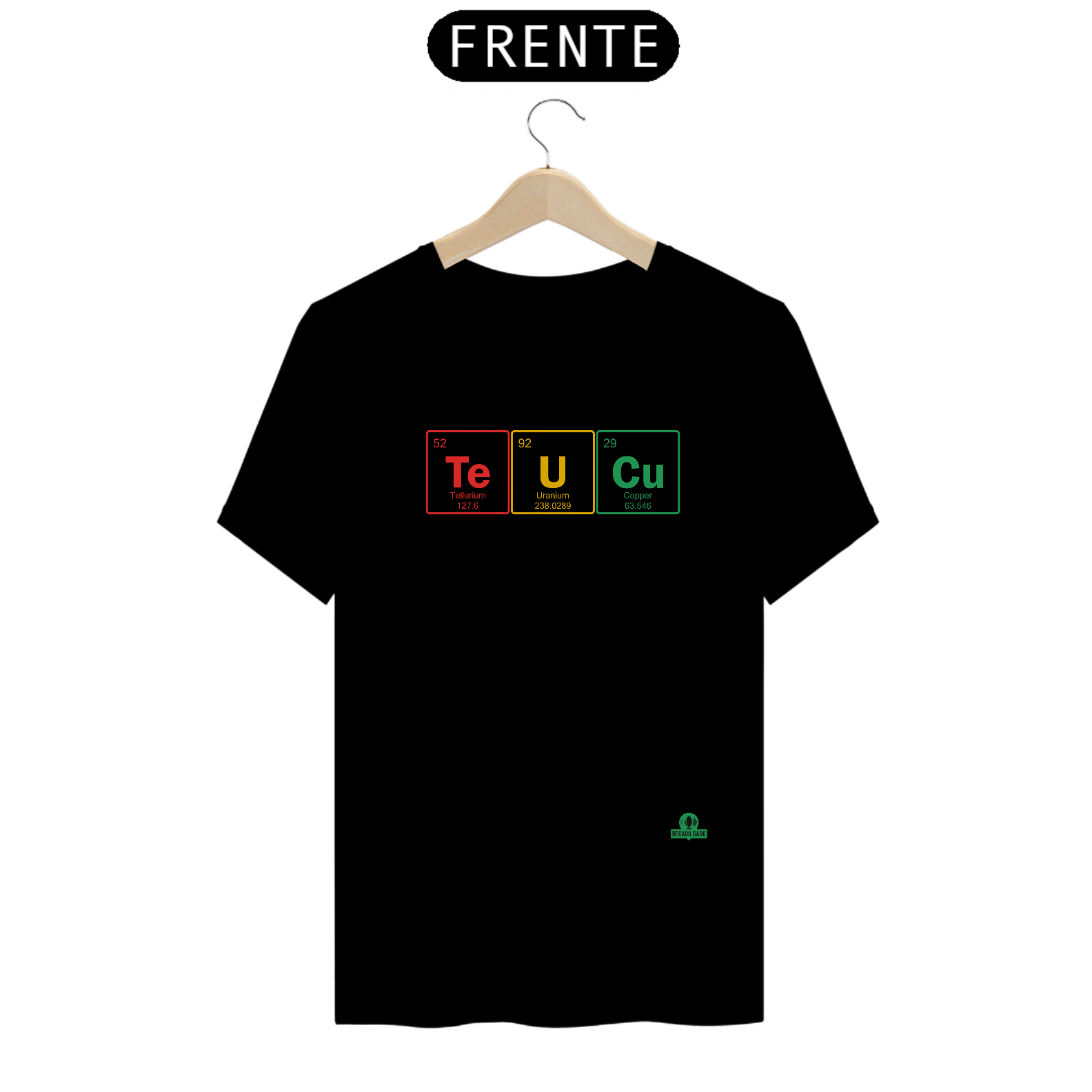 Camiseta engraçada com os elementos da tabela periódia 