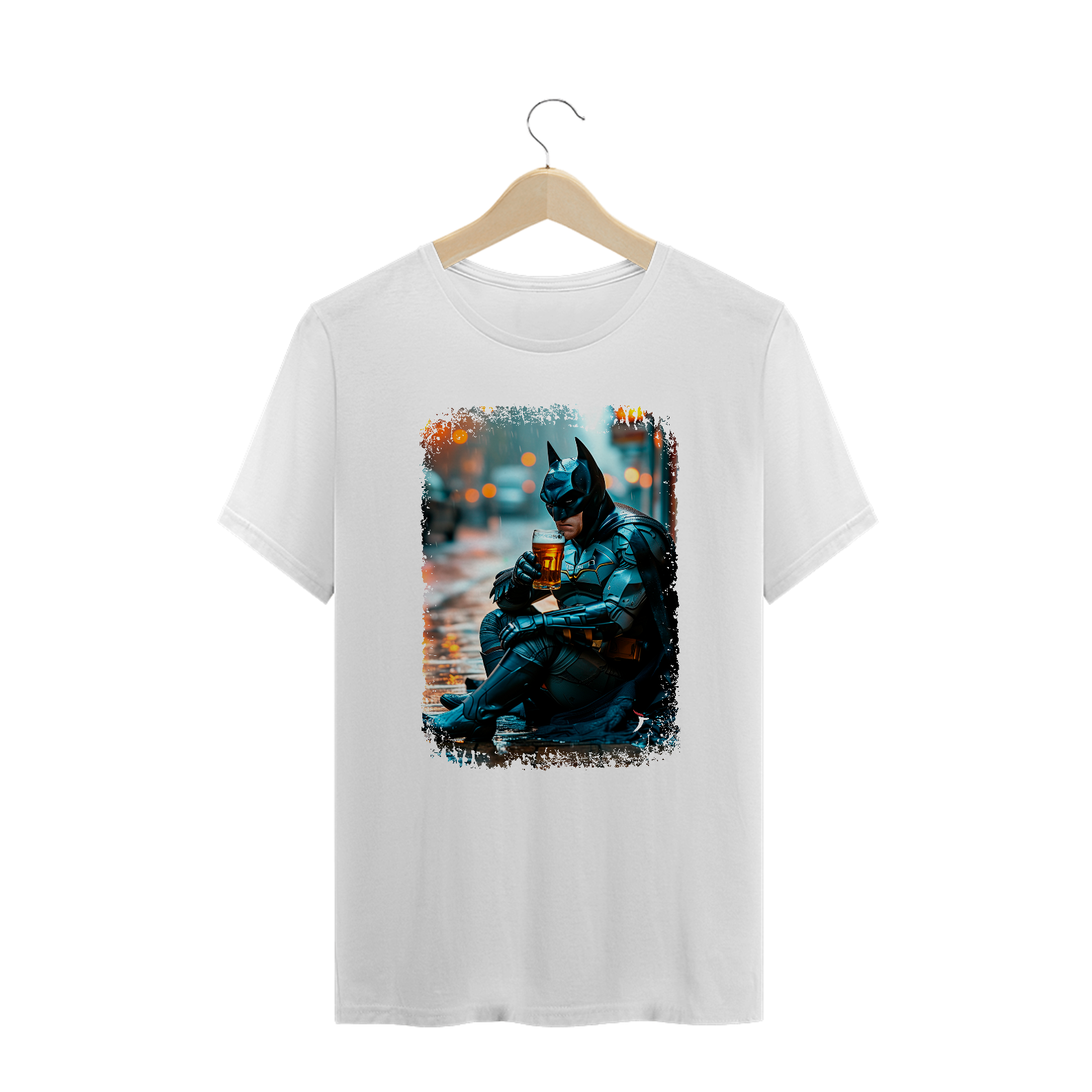 Camiseta Plus Size Batman Bebendo Cerveja - Modelo 1