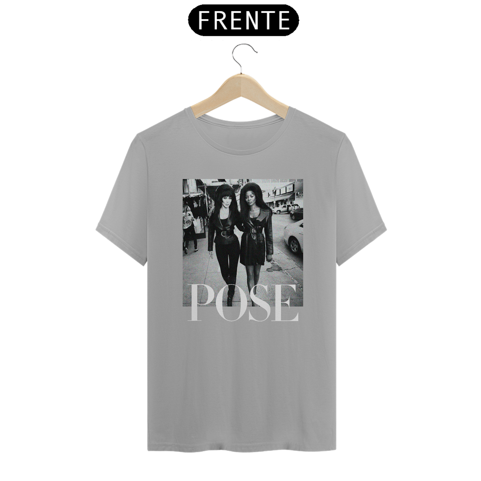 Camiseta Estonada Pose - Cher & Naomi Campbell