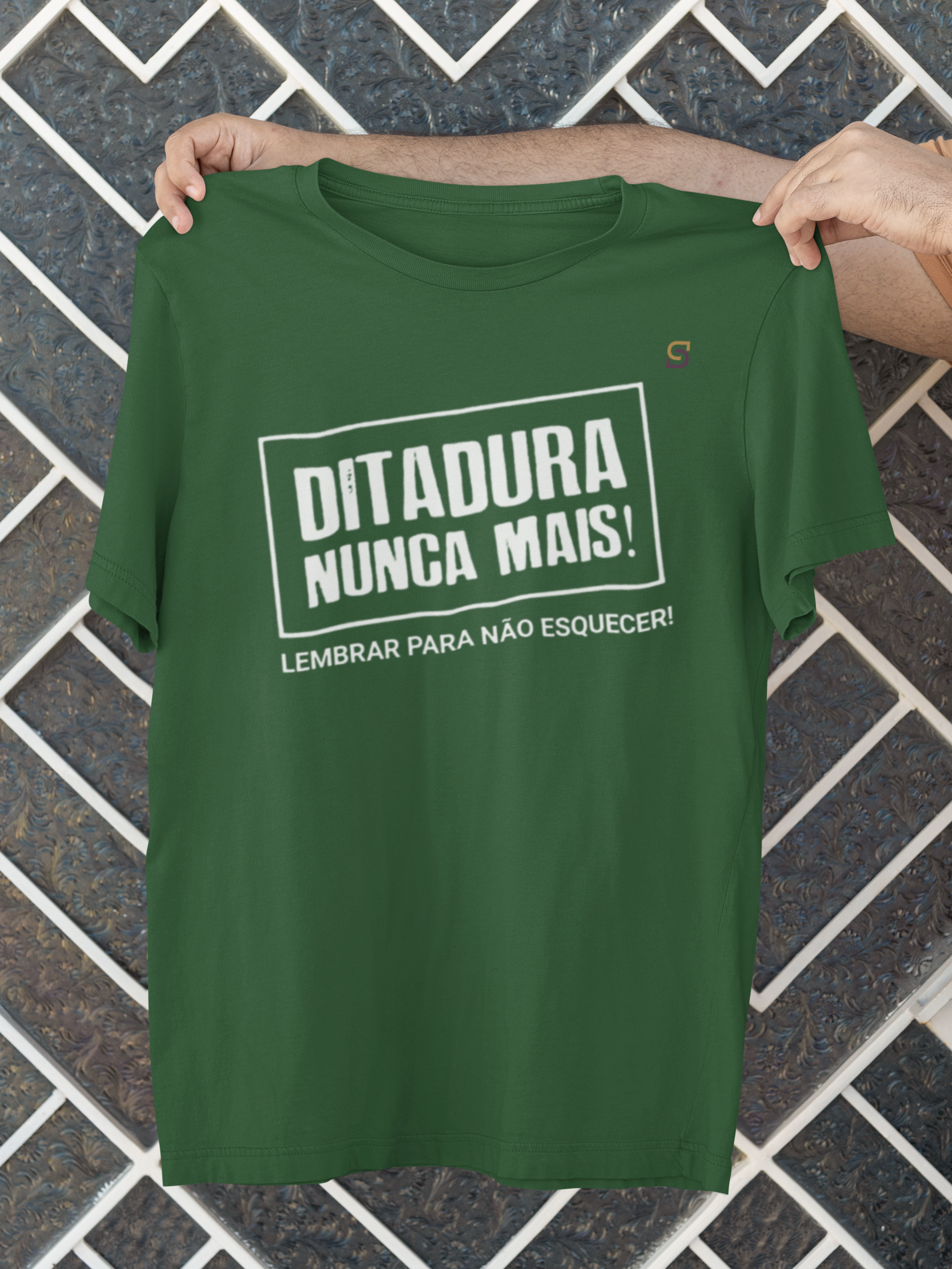 T-shirt Tradicional Ditadura Nunca Mais