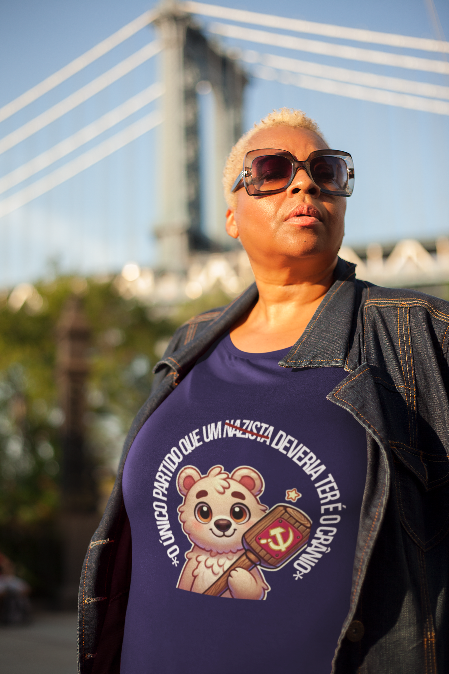 T-shirt Plus Size crânio partido