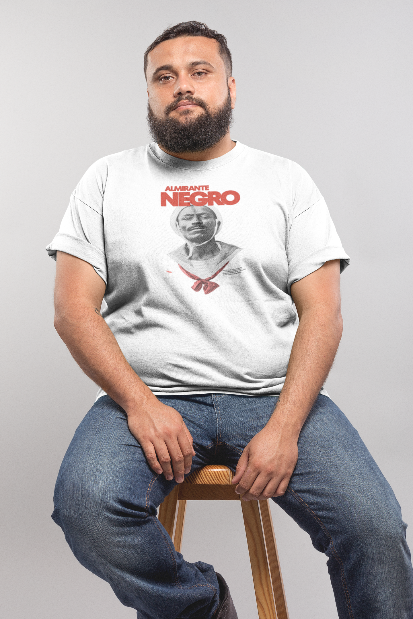 Camiseta Plus Size Almirante Negro Branca