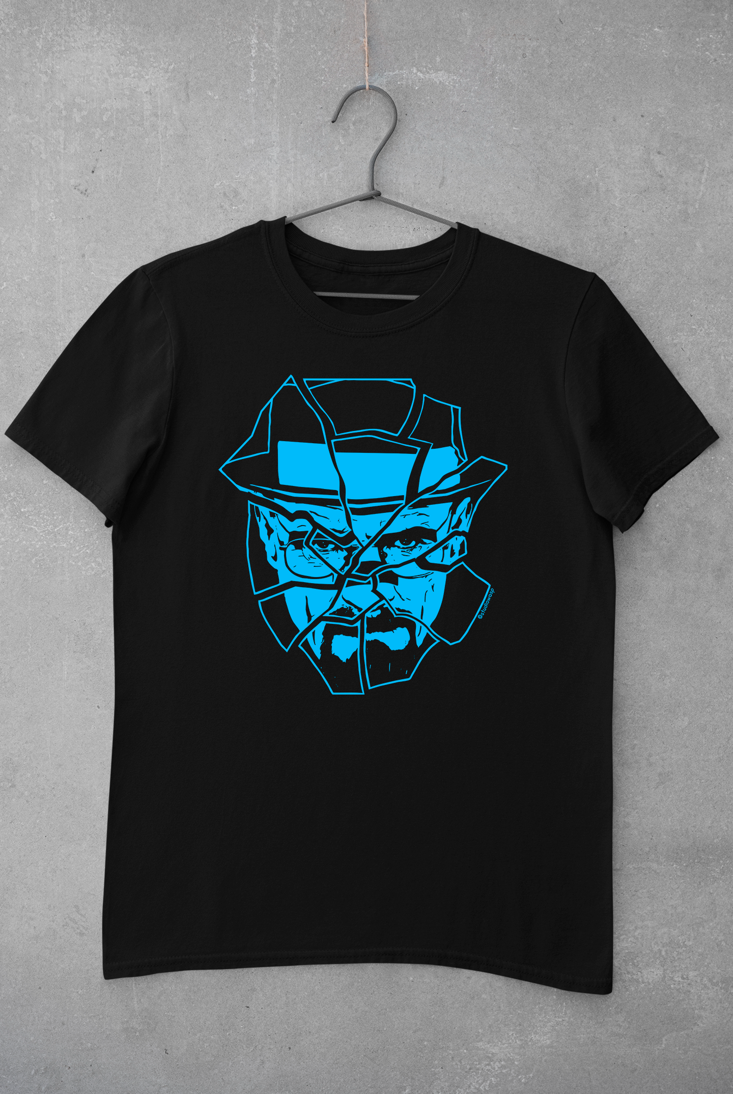 Camiseta UNISSEX Plus 