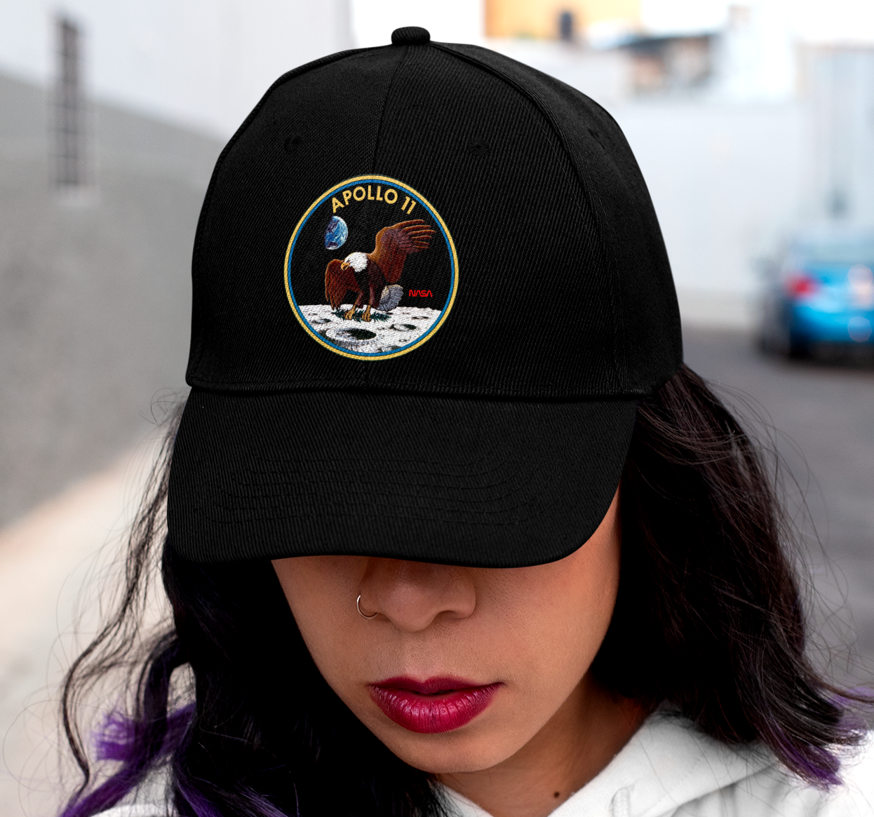 APOLLO 11