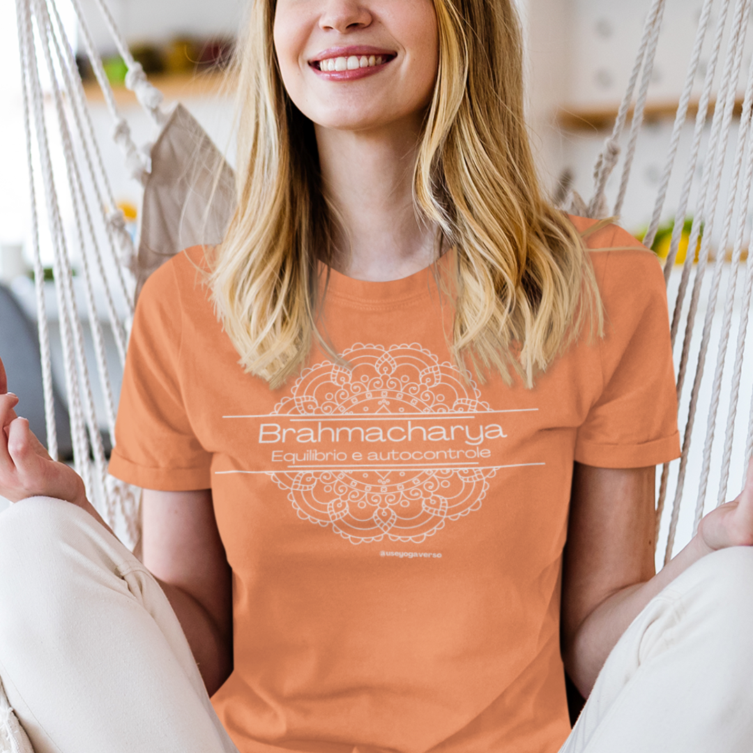 Camiseta Yoga - Brahmacharya - equilíbrio e autocontrole