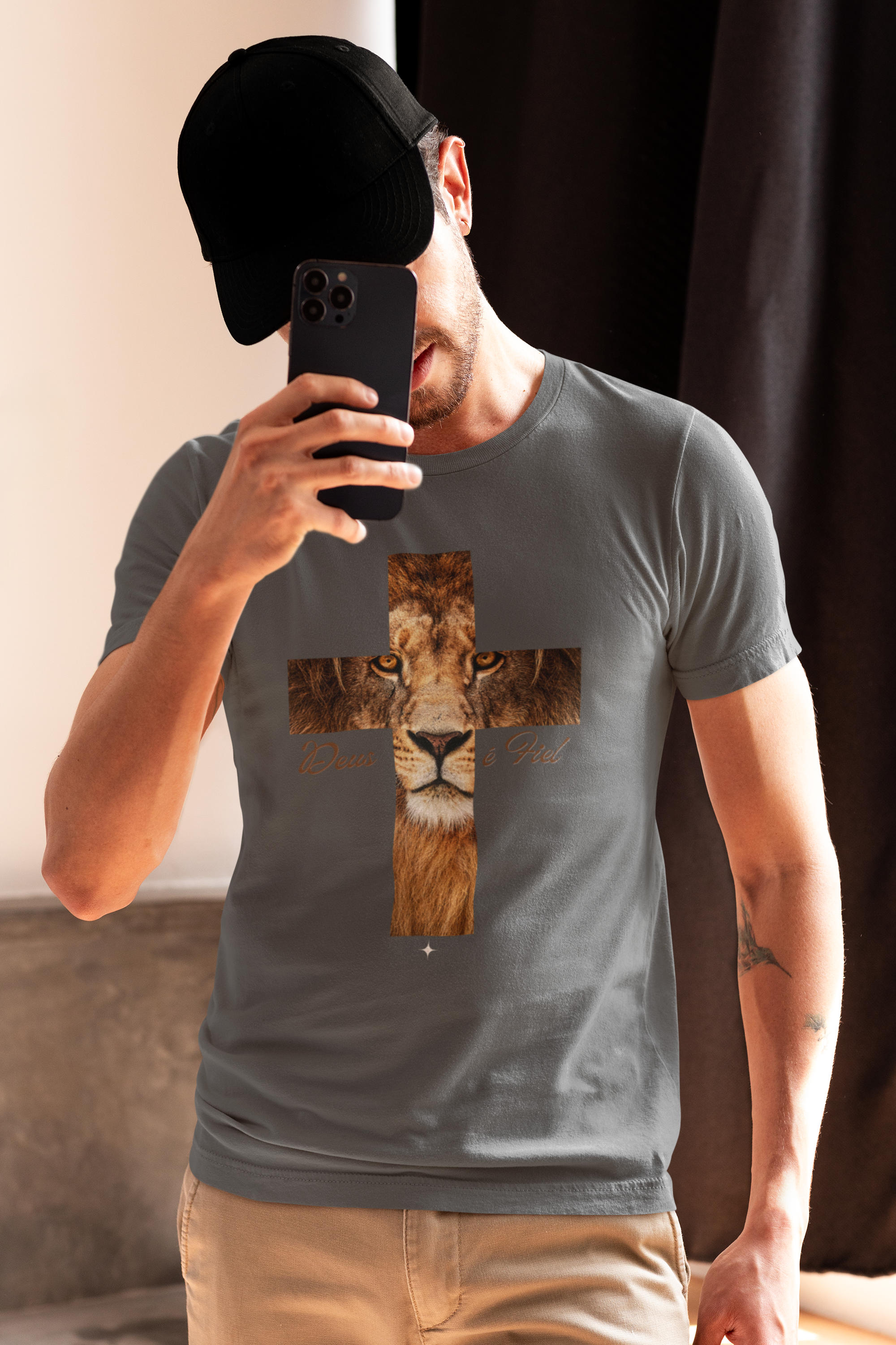 Camiseta Deus é Fiel Stare