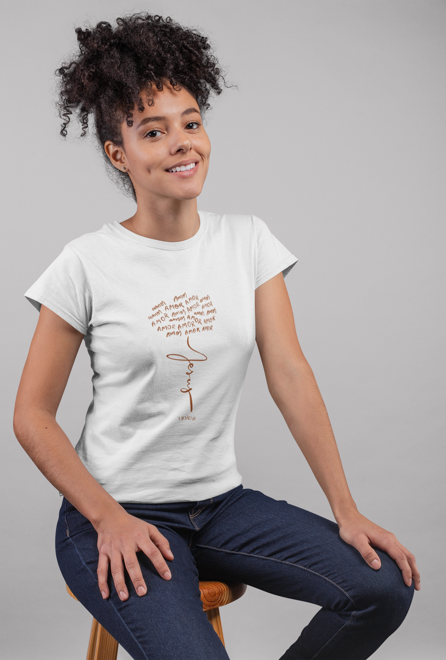 Camiseta Baby Feminina Stare 1 João 4:8