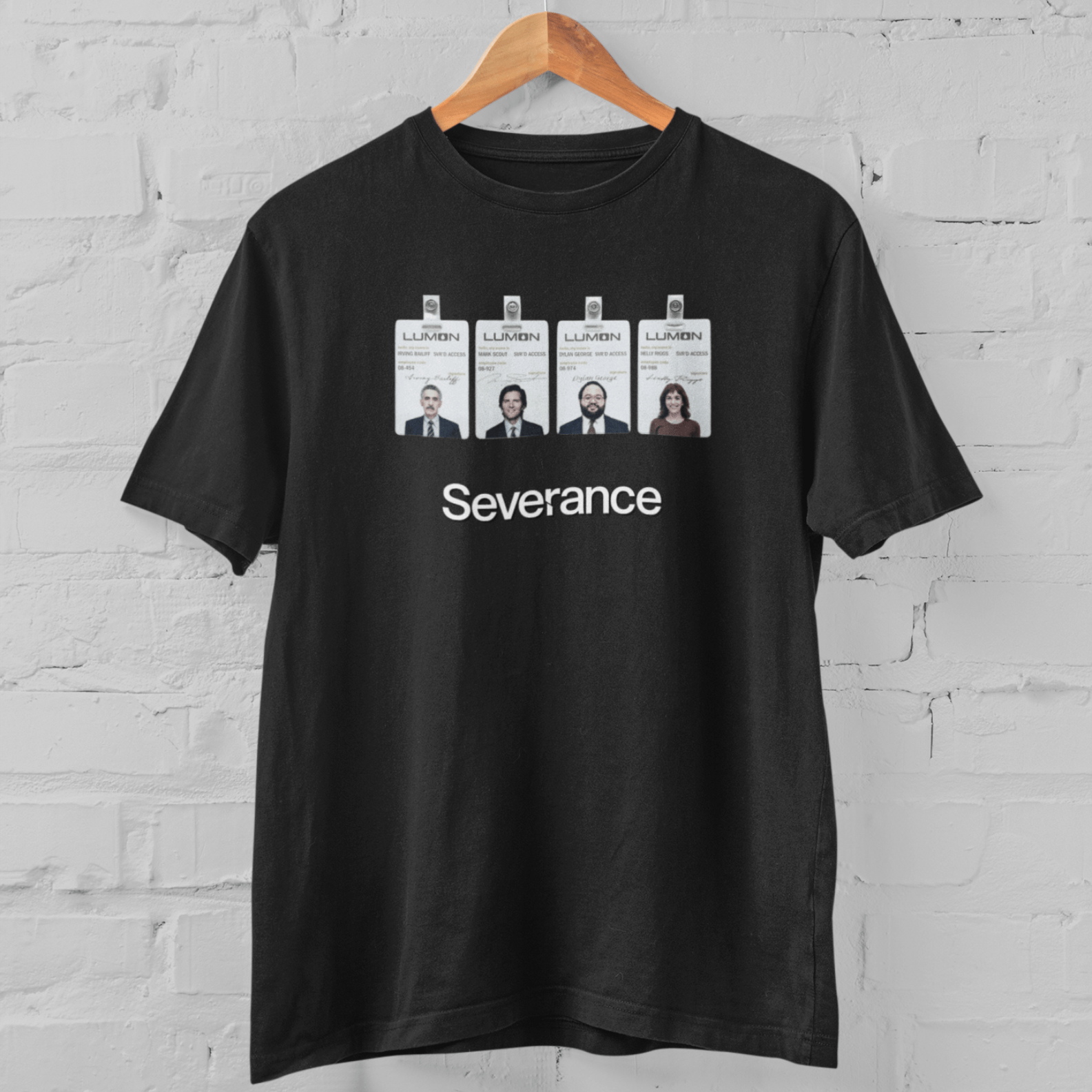 Camiseta Ruptura (Severance) Feminina e Masculina - Crachás de Funcionários Lumon 