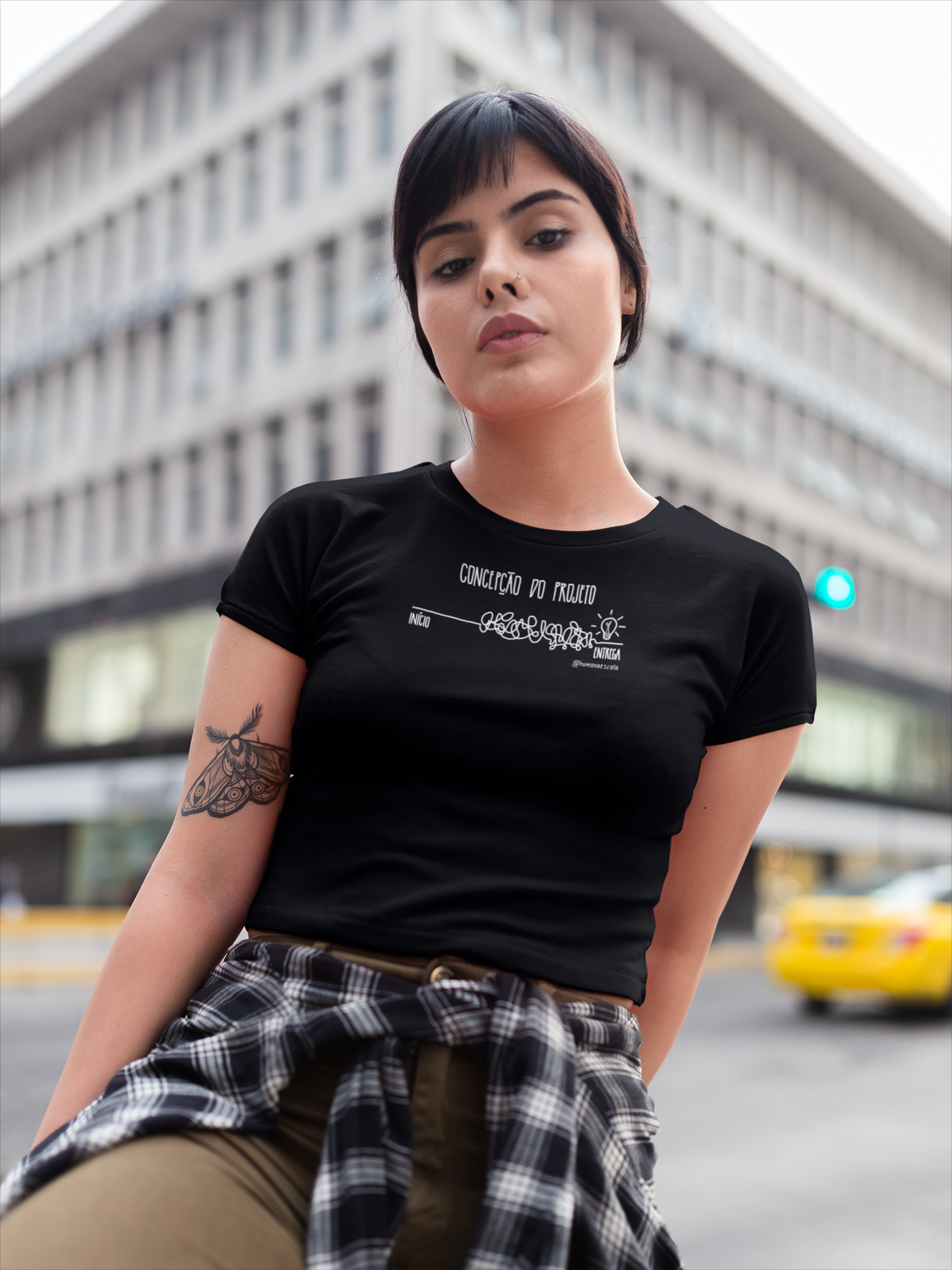 Camiseta Feminina Preta - Concepção do Projeto