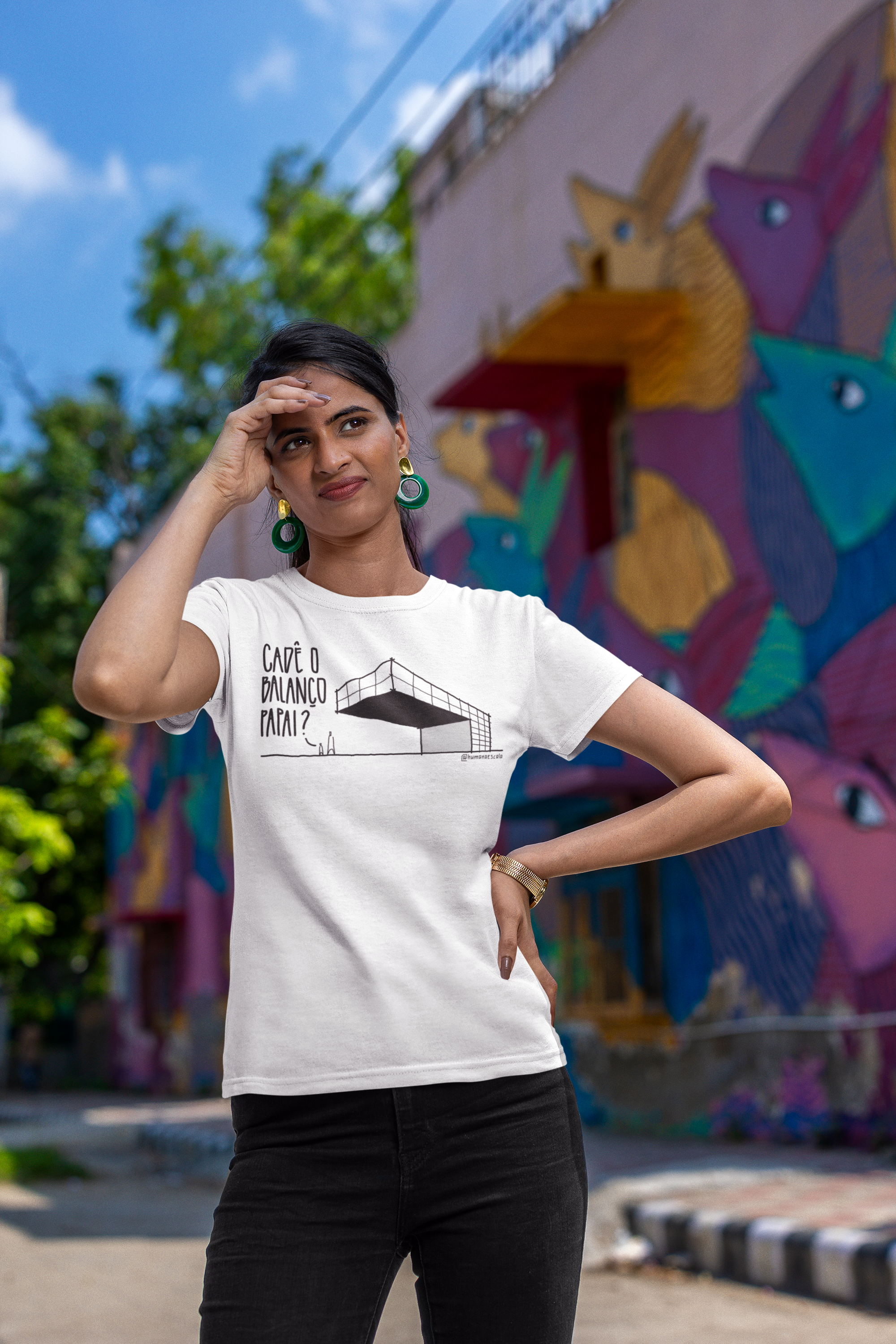 Camiseta Feminina Branca - Cadê o balanço papai?