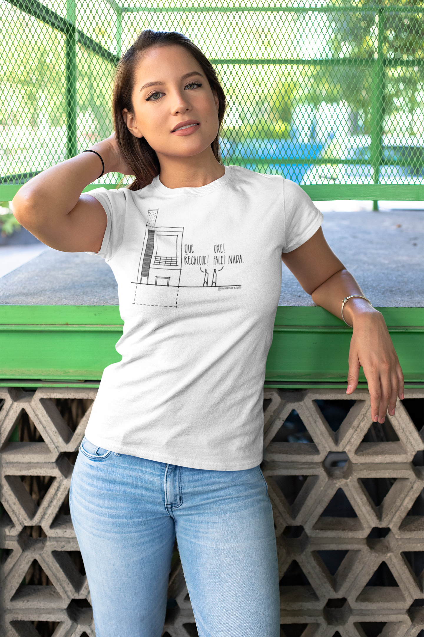 Camiseta Feminina Branca - Que realque!