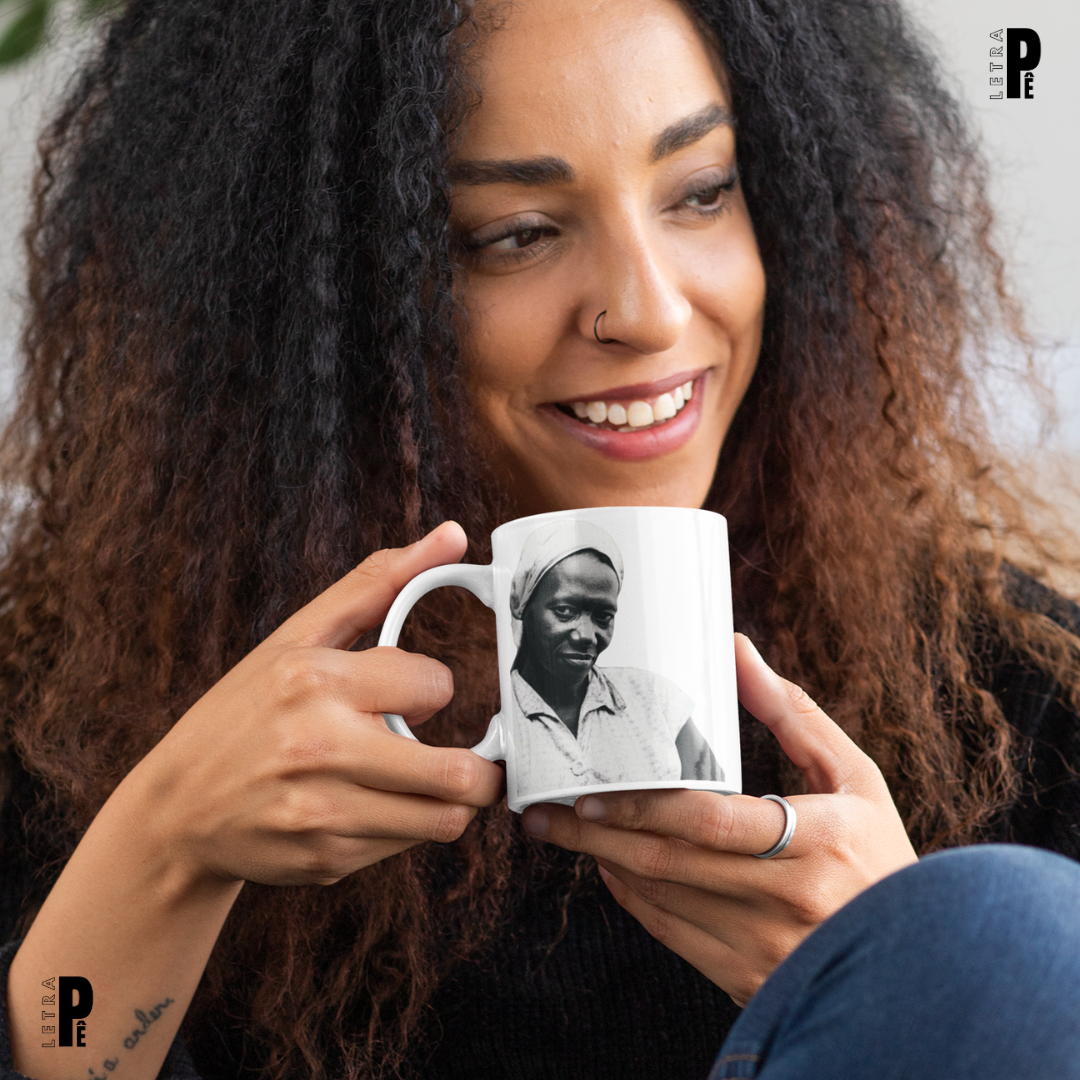 Caneca | Foge de mim - Carolina Maria de Jesus