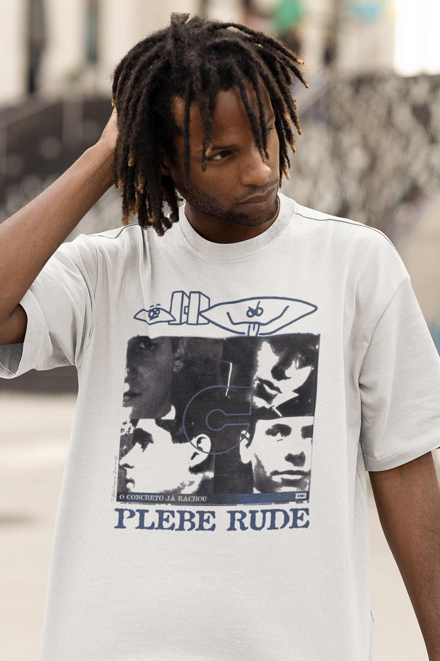 COMPANY PLEBE RUDE O CONCRETO JÁ RACHOU