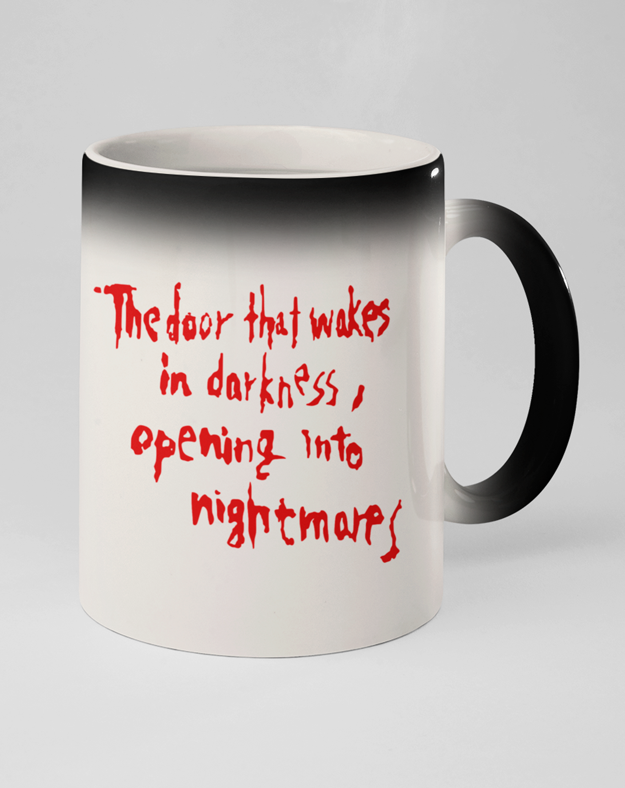 Caneca mágica 325ml The Door That Wakes in Darkness